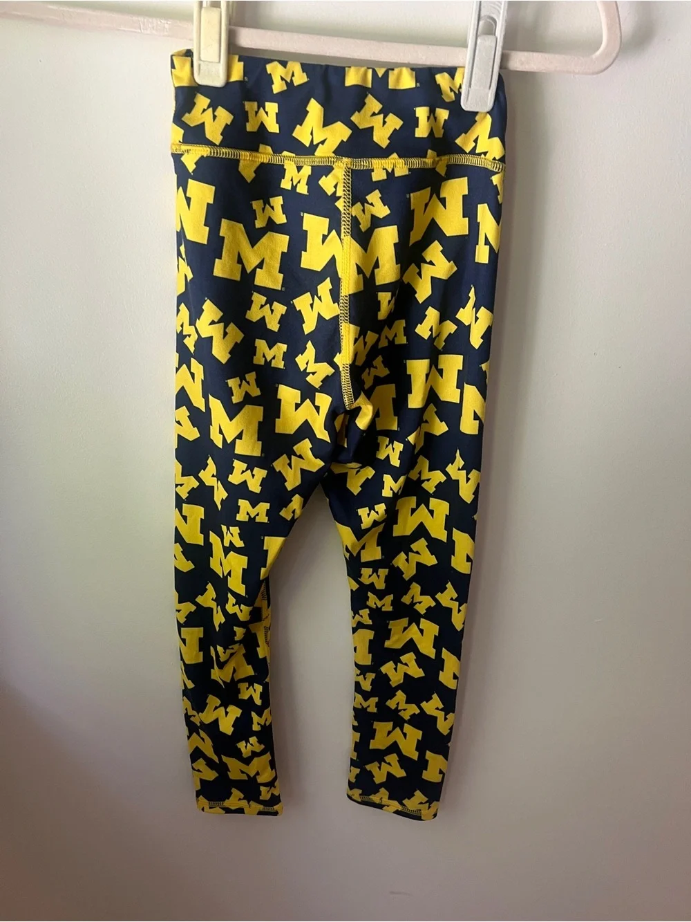 Girls Universiry of Michigan Maize and Blue Legginds